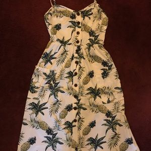 Women’s Pineapple Button down summer/spring dress